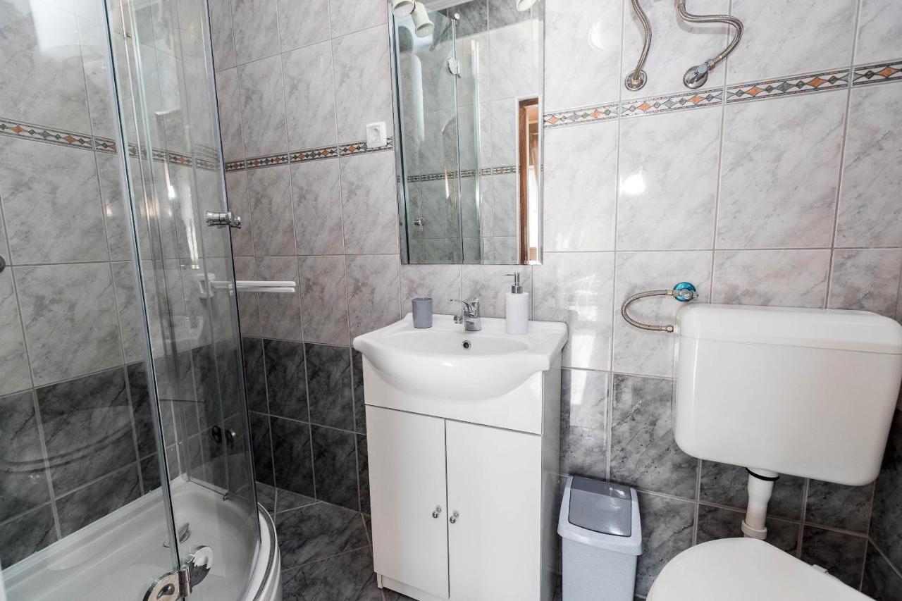 Apartments Karmen 1 Crikvenica Luaran gambar