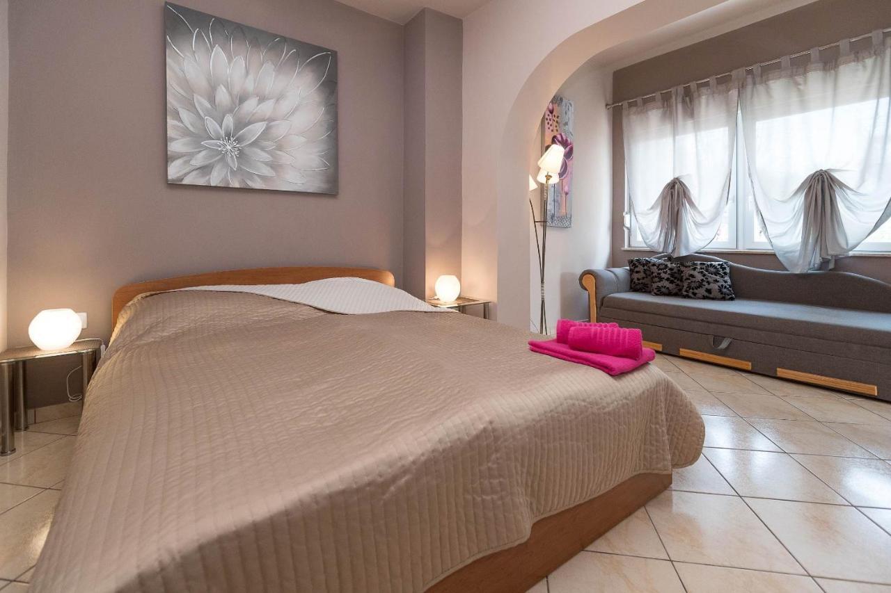 Apartments Karmen 1 Crikvenica Luaran gambar