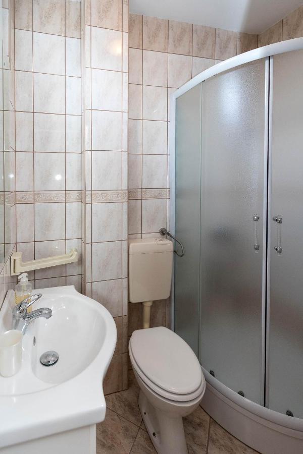 Apartments Karmen 1 Crikvenica Luaran gambar