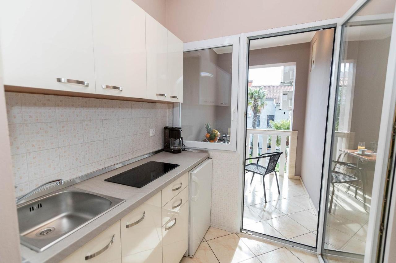 Apartments Karmen 1 Crikvenica Luaran gambar