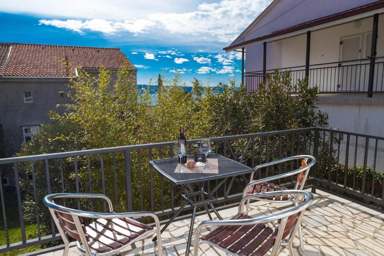 Apartments Karmen 1 Crikvenica Luaran gambar